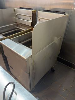 Pitco SG18S Commercial Gas Deep Fryer NSF - Image 7