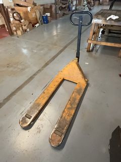 Pallet Jack - Image 3