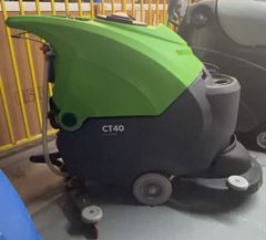 IPC CT40 BT50+CB Floor Scrubber - Image 3