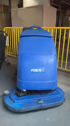 Clarke Focus II Walk-Behind Floor Scrubber - Image 3