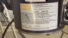 Dayton Model 2MV58 Industrial Wall Fan - Image 3