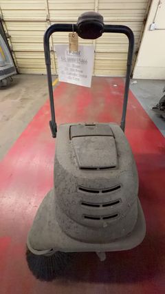 Floor Sweeper EP460E with Hopper and Broom - Image 3