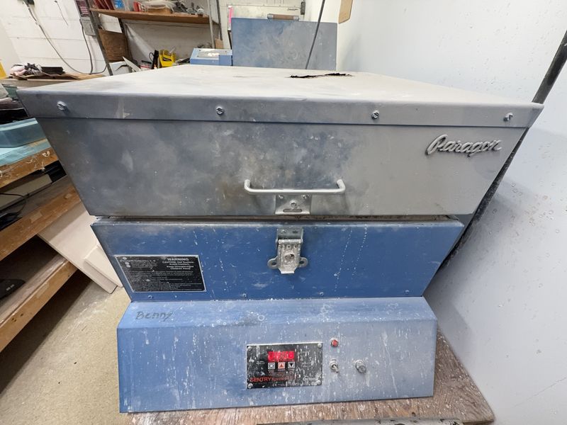 Glass Kiln - Image 1