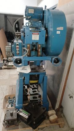 20-Ton Punch and Die - Image 2