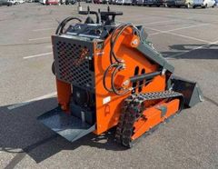 Mini Skid Steer Loader Green - Image 3