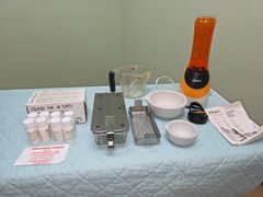 Oster Blender with Accessories Lot - Image 1
