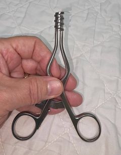 Surgical Instrument Miltex Stainless Steel Weitlaner Forceps, ~5.5" - Image 14