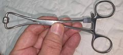 Spectrum Stainless Steel Cat Scruffer - Image 7