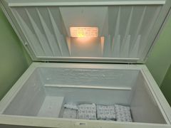 GE Chest Freezer Model FCM15SUYWW, 14.8 Cu Ft - Image 3