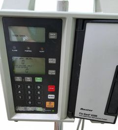 Baxter Flo-Gard 6200 IV Pump with Pole - Image 3