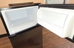 Emerson Compact 2-Door Refrigerator, Model CR510VSE - Image 3
