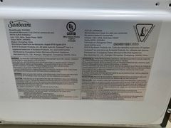 Sunbeam SGS40H01 Countertop Microwave Oven - Image 2