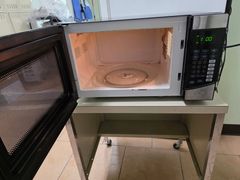 Sunbeam SGS40H01 Countertop Microwave Oven - Image 3