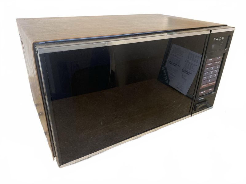 Microwave Oven - Image 1