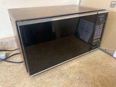 Microwave Oven - Image 2