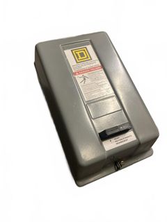 3-Pole Definite Purpose Starter - Image 1