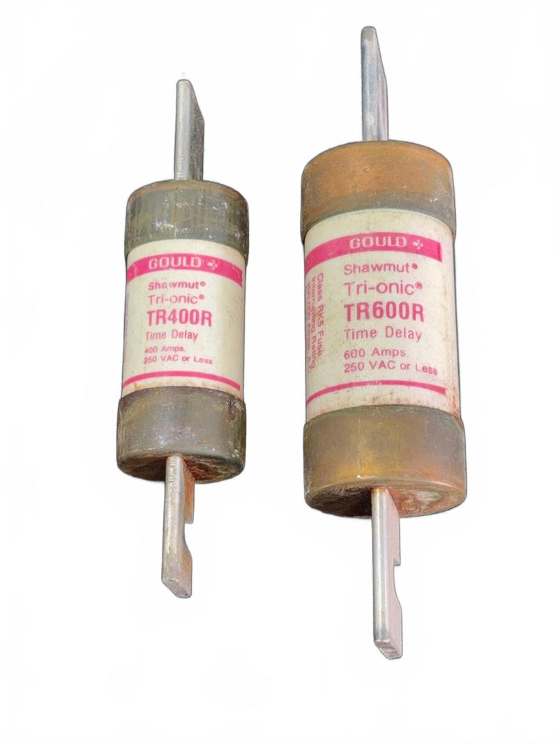 Time Delay Fuses, 400A & 800A - Image 1