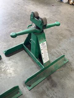 Screw-Type Reel Stands, Pair - Image 3
