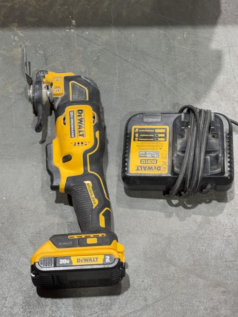 Cordless Oscillating Multi-Tool Kit - Image 1