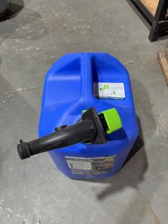 Kerosene Container, 5 Gallon - Image 4