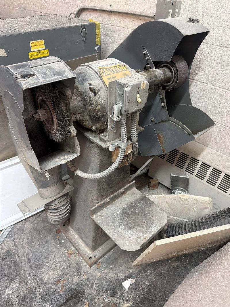 Standard Electrical Tool Co. Grinder/Buffer - Image 1