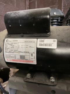 Century AC Motor Vertical Air Compressor - Image 3
