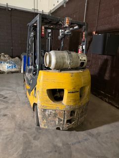 Komatsu 25 Propane Forklift FLP013 - Image 2