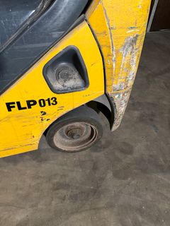 Komatsu 25 Propane Forklift FLP013 - Image 4