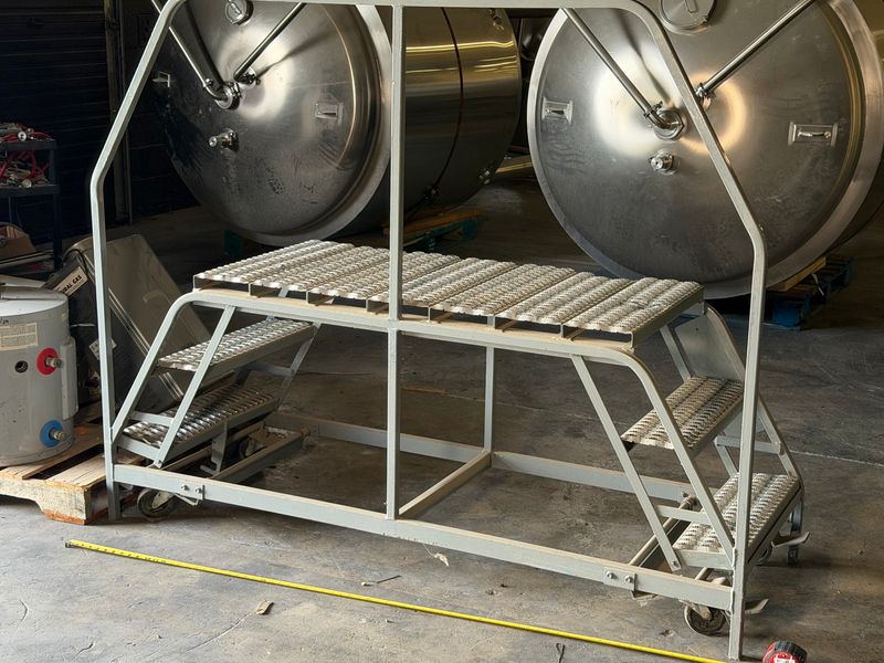 Industrial Steel Work Platform With Steps - Image 1