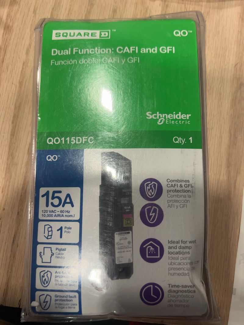 Square D 15A Dual Function Breaker QO115DFC - Image 1