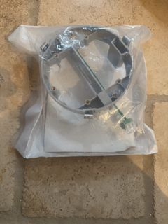 Leviton Leveling Ring for Use with FBB0X - Image 3