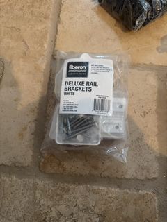 Deluxe White Plastic Line Rail Hardware Kit - Image 3