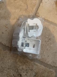 Deluxe White Plastic Line Rail Hardware Kit - Image 4