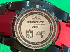 Invicta - N F L Limited Edition Tampa Bay Buccaneers Men's Wristwatch Model #41440  - Image 5