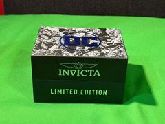 Invicta - D C Comics Batman Men's Wristwatch Model #32109          - Image 9