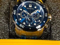 Invicta - Pro Diver Men's Wristwatch Model #21784  - Image 3