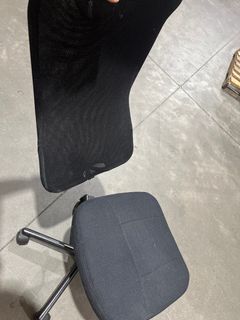 Office chair (no hardware) - Image 2