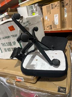 Office chair (no hardware) - Image 7