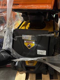 DEWALT 21 in. 150cc Briggs and Stratton 625ex Engine Rear Wheel Drive 2-in-1 Gas Self Propelled Walk Behind Lawn Mower - Image 6