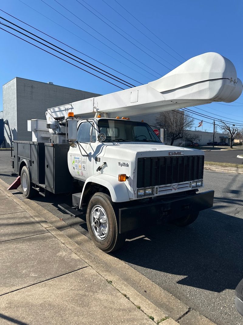 Electrical Contractor Boom Truck Equipment Supply & Fitness Auction