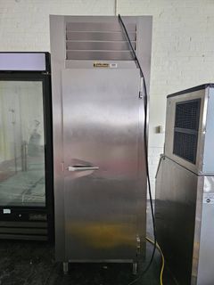 Traulsen Stainless Double-Sided Access Cabinet - Image 2