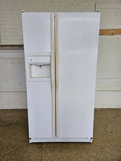 GE Side-by-Side Refrigerator - Image 1