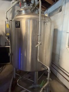 10 BBL Stainless Steel Hot Liquor Tank - Image 1