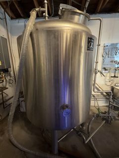 10 BBL Stainless Steel Hot Liquor Tank - Image 2