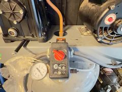 Atlas Copco AR-2-60V-P5 60 Gallon Air Compressor - Image 4