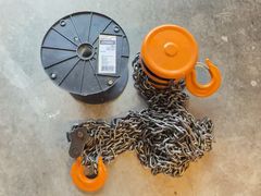 Chain Hoist, and Extra Chain - Image 2