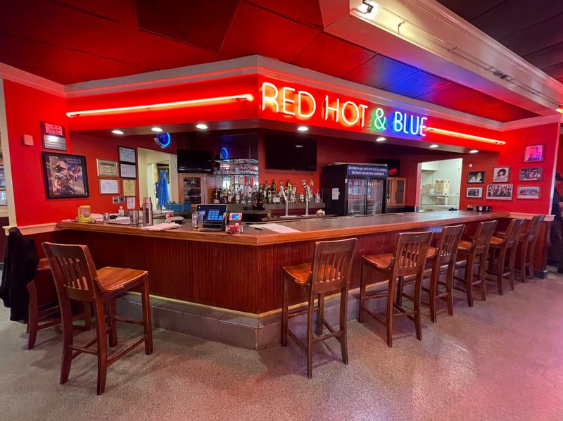 Red Hot & Blue BBQ Is Closing And Will Liquidate Complete Restaurant At Online Auction Leesburg, VA banner