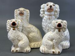 4 Staffordshire Style Spaniel Figurines - Image 1