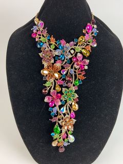 Colorful Floral Rhinestone Bib Necklace - Image 2