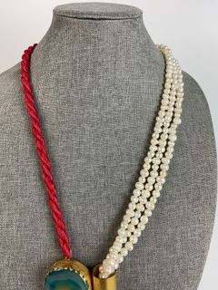 Multi-Strand Pearl and Agate Statement Necklace - Image 3